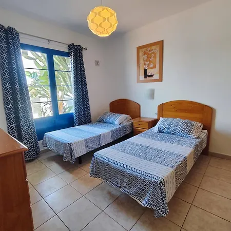 Casa Del Mar - Piscina Climatizada Playa Blanca (Lanzarote)
